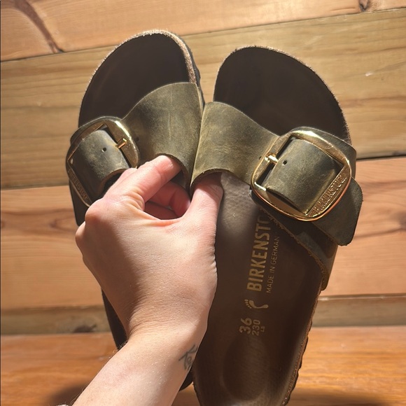 Birkenstock single strap big buckle sandal size 36 in olive - Picture 1 of 6
